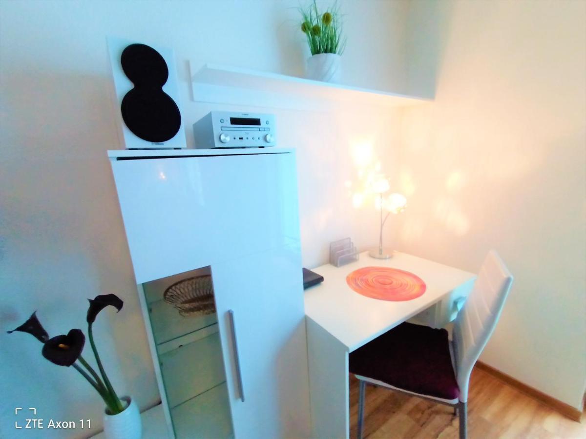 Bodensee Friedrichshafen City Apartment "Lara" Esterno foto