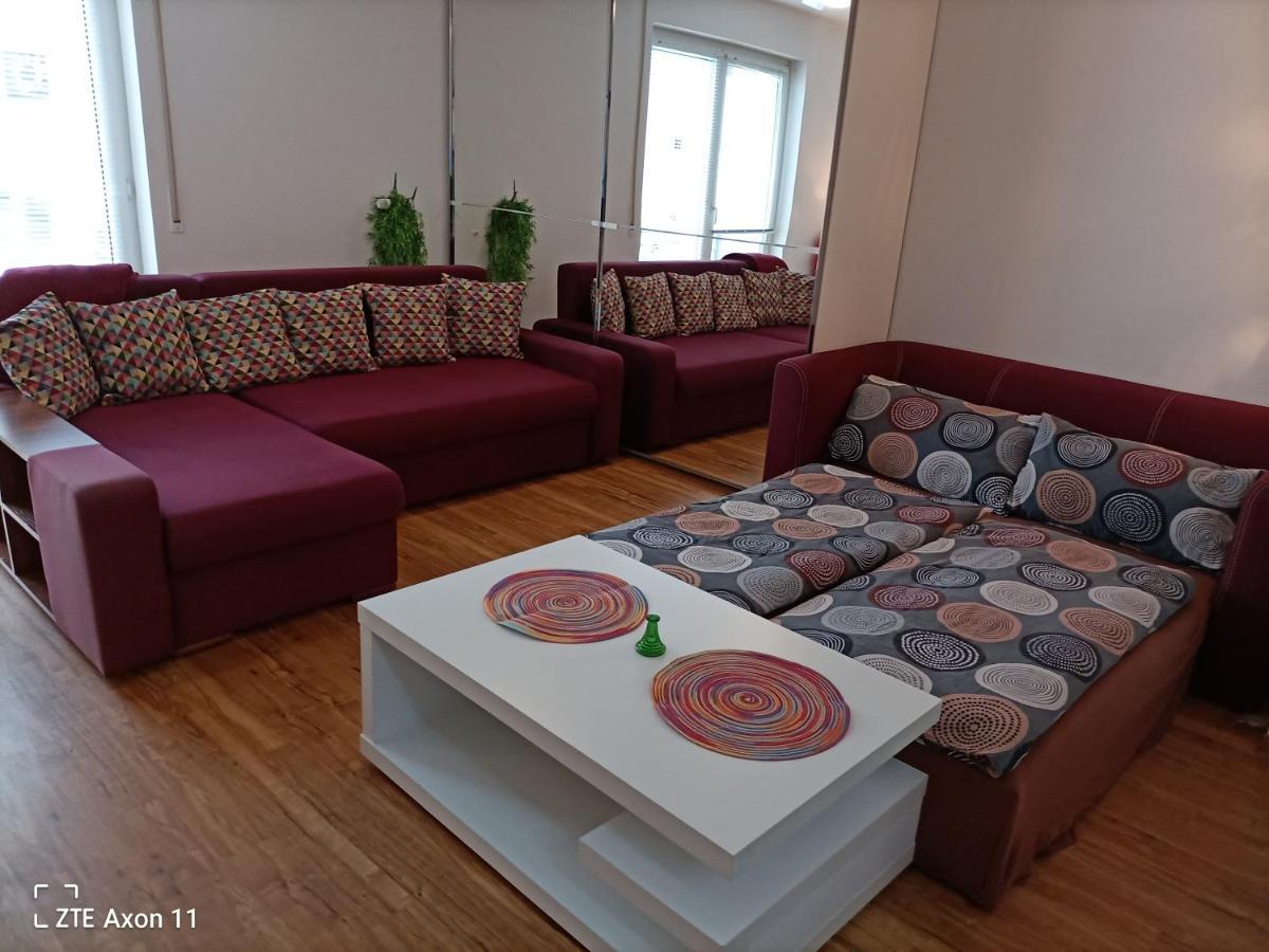 Bodensee Friedrichshafen City Apartment "Lara" Esterno foto