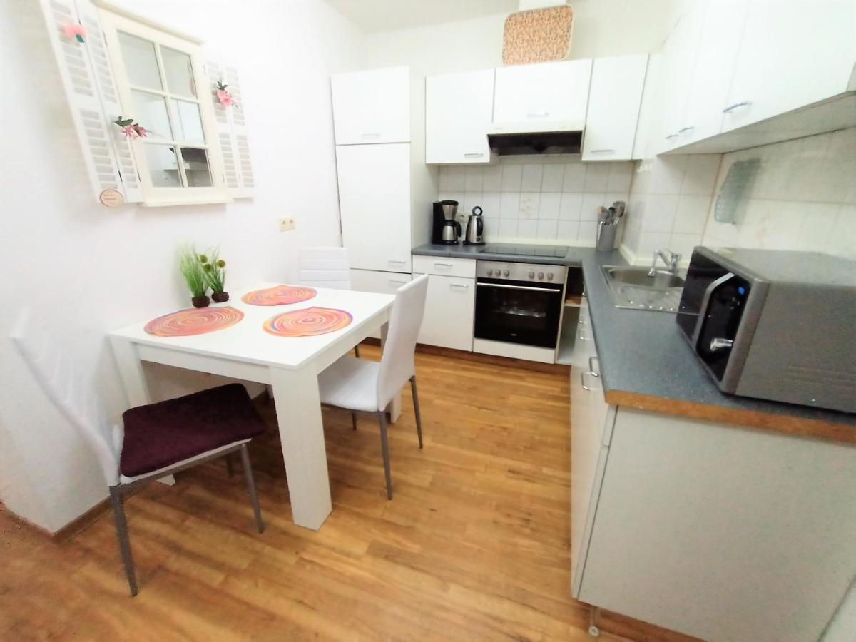 Bodensee Friedrichshafen City Apartment "Lara" Esterno foto
