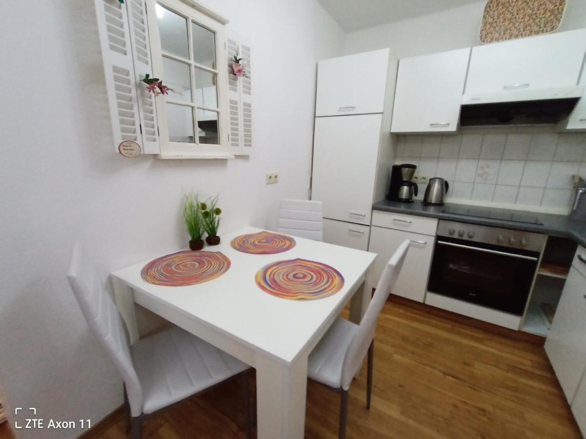 Bodensee Friedrichshafen City Apartment "Lara" Esterno foto